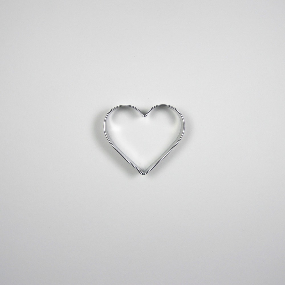 Stainless steel cookie cutter - heart shape 4.5cm.