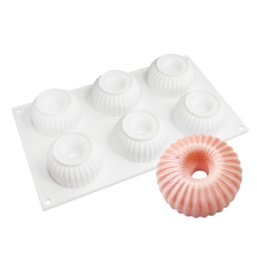 Silicone mold ribbed cakes