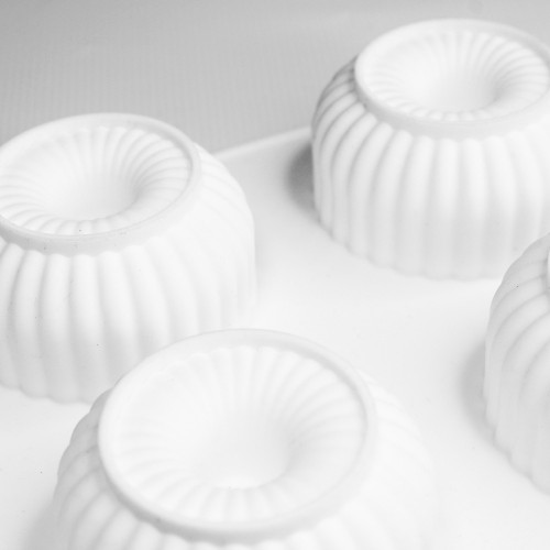 Silicone mold ribbed cakes
