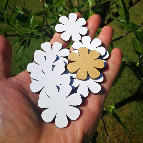 Flower - 4cm/10 pieces