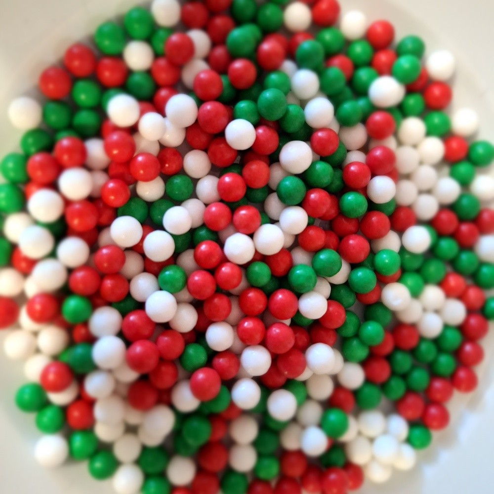 Sugared Pearls - Christmas mix 7mm - 100g