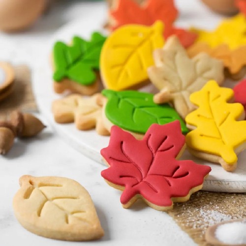 Set of tree leaf cookie cutters 3pcs