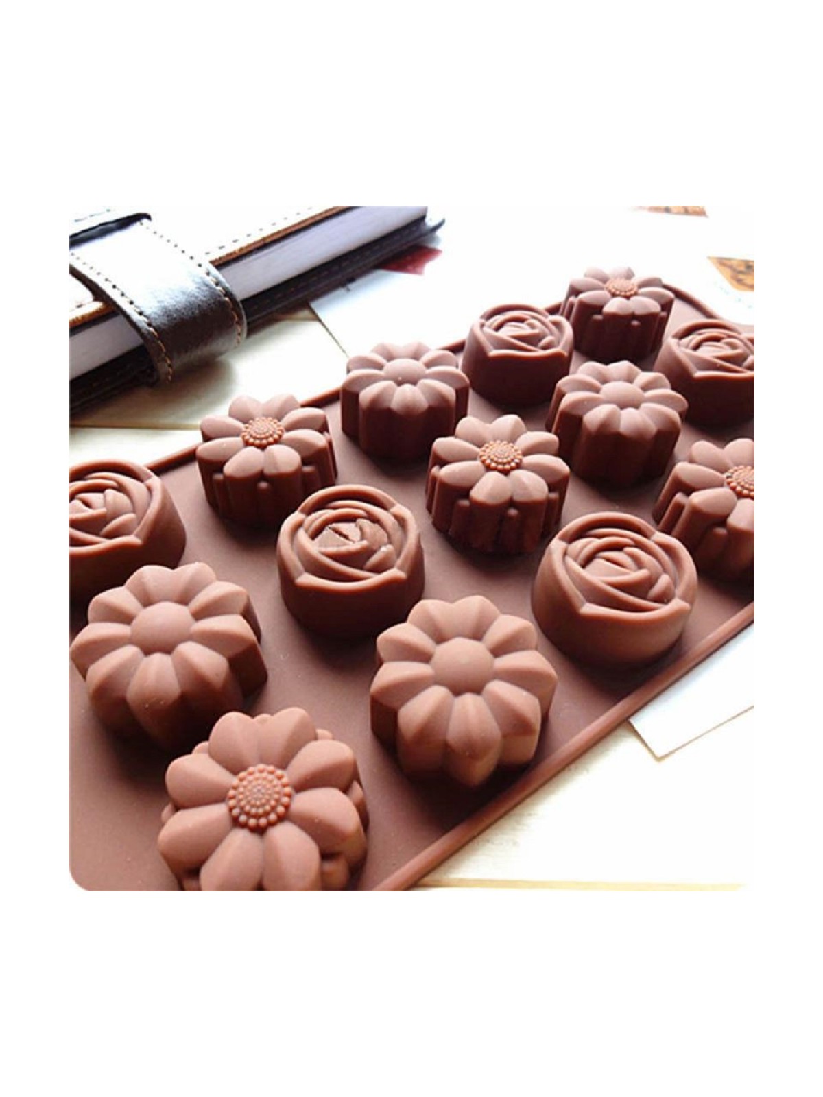 Silicone mold for pralines