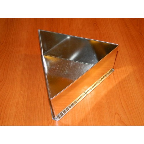 Baking pan - medium triangle