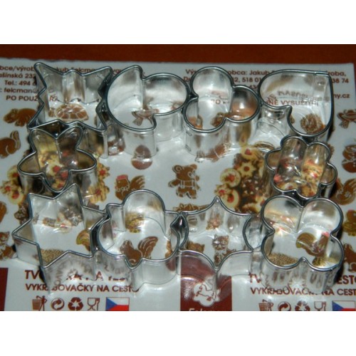 Set of mini cookie cutters - 10 pieces